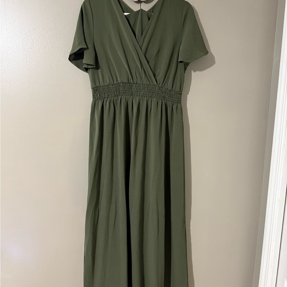 SHEIN Green Asymmetrical Dress